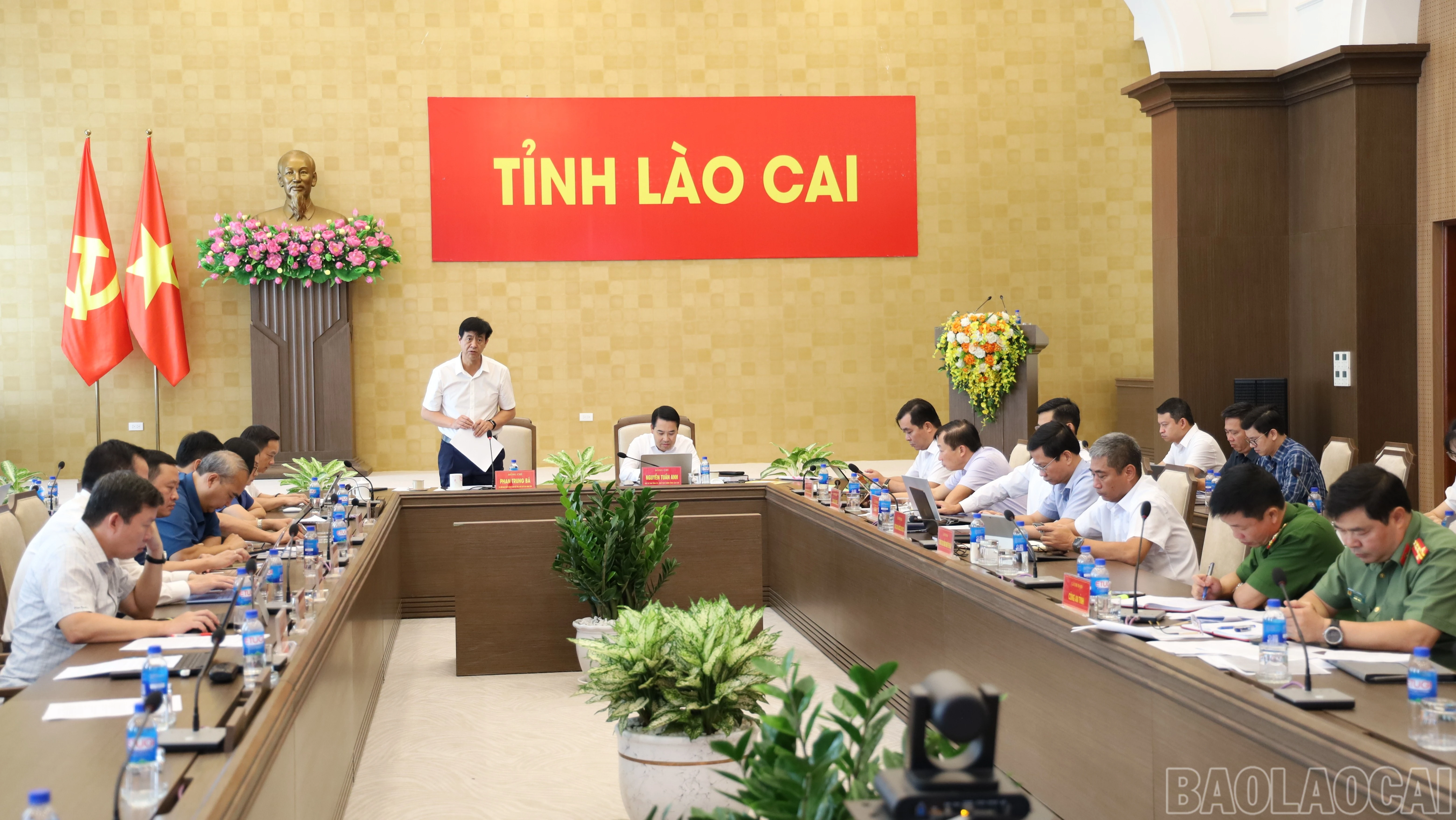 baolaocai-br_ong-ba.jpg