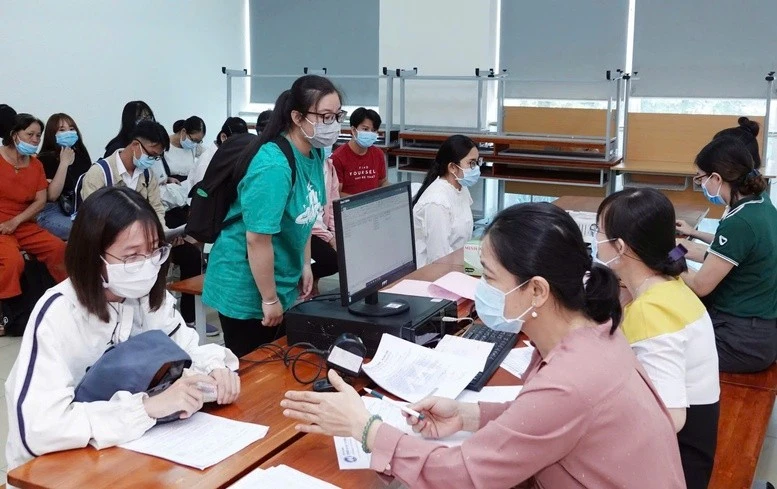 Dự kiến học sinh, sinh viên khó khăn được vay đến 8 triệu đồng/tháng.