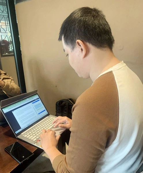Anh Lê Phong thường xuyên bị các cuộc gọi Lockchip, Lock247 làm phiền.
