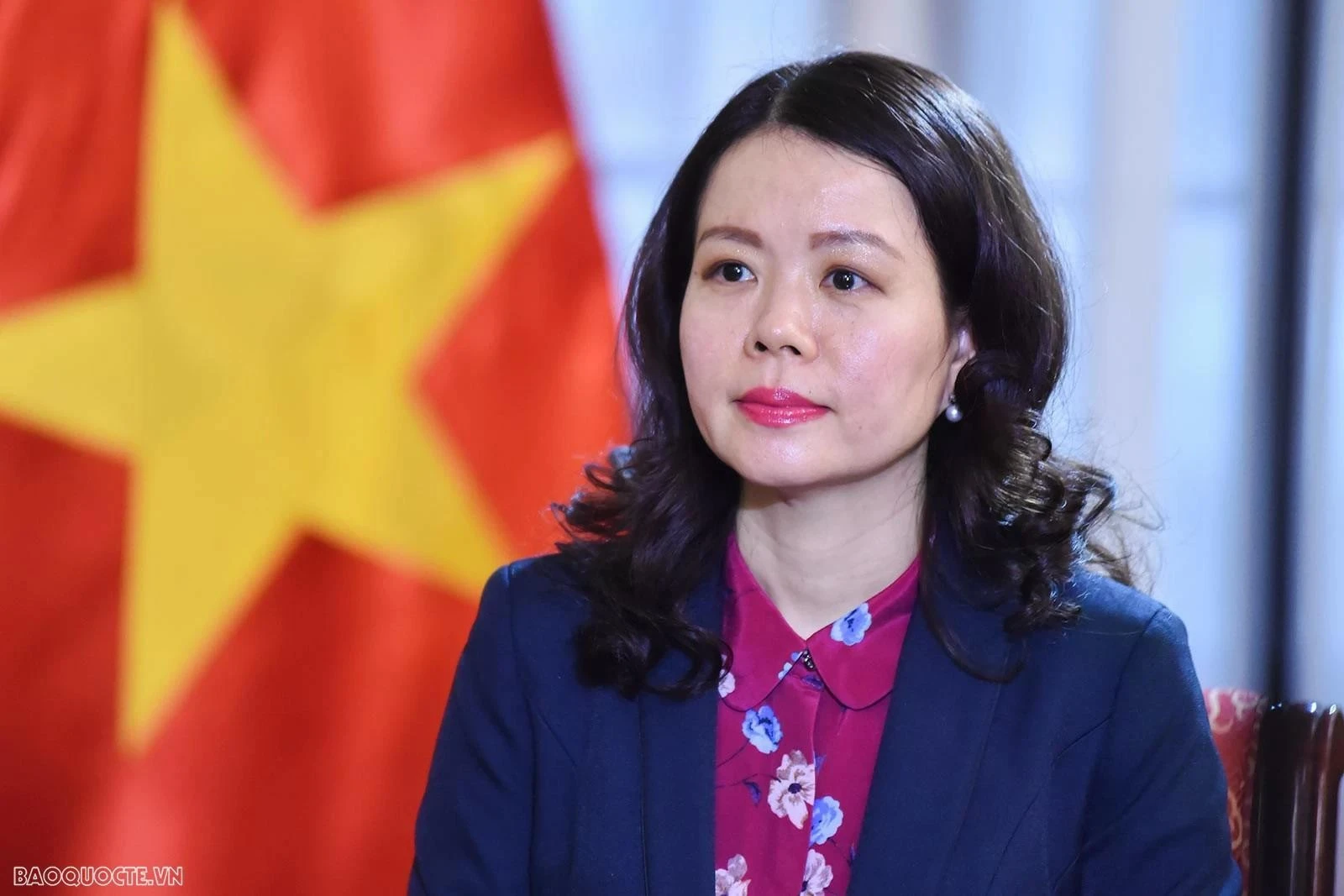 Thứ trưởng Ngoại giao Nguyễn Minh Hằng trả lời phỏng vấn báo chí trước thềm chuyến công tác của Chủ tịch nước Lương Cường tham dự Tuần lễ Cấp cao APEC 2024, thăm chính thức Chile và Peru.