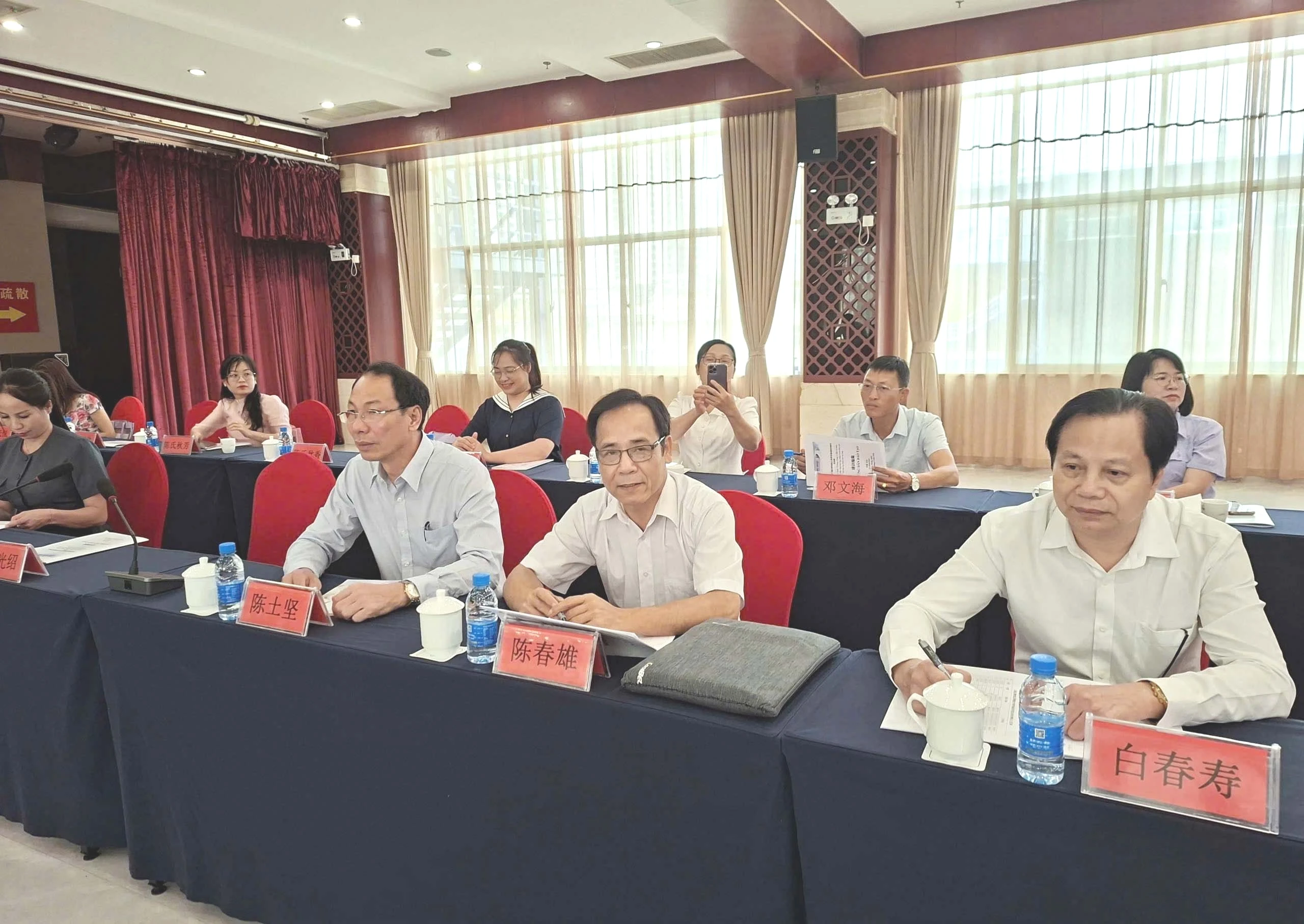 anh-2-tin-2-3231.jpg