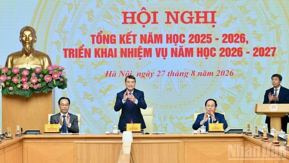 Thủ tướng Chính phủ Lê Minh Hưng chủ trì Hội nghị tổng kết năm học 2025-2026, triển khai nhiệm vụ năm học 2026-2027. Ảnh: Báo Nhân Dân