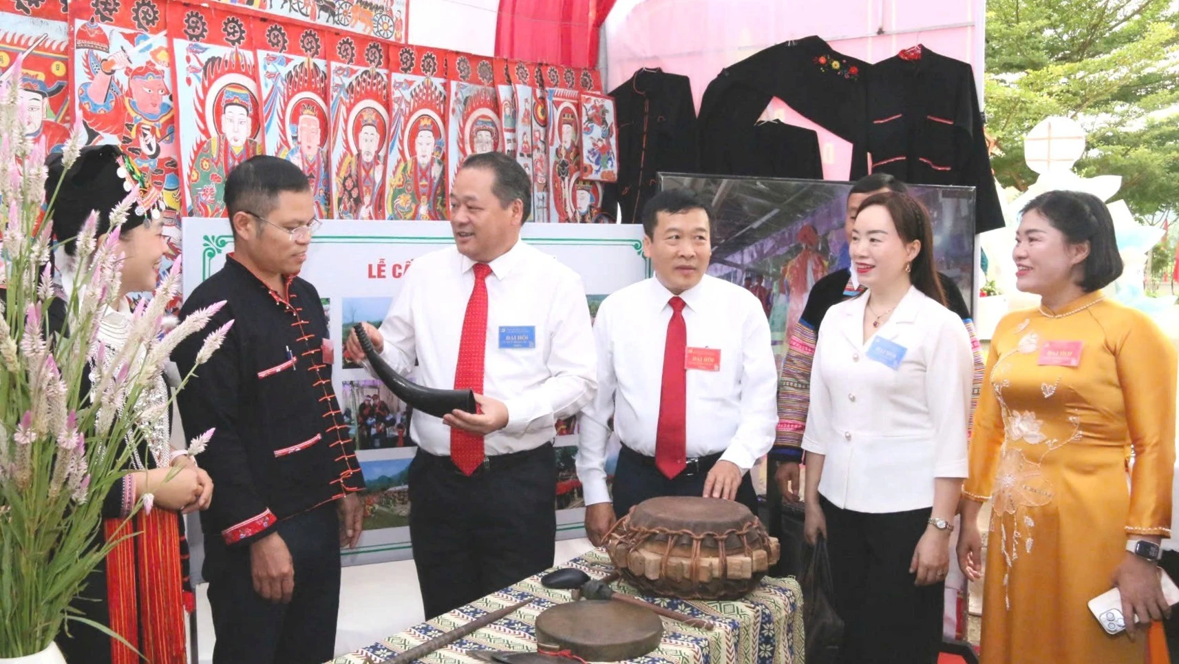 tham-2000.jpg