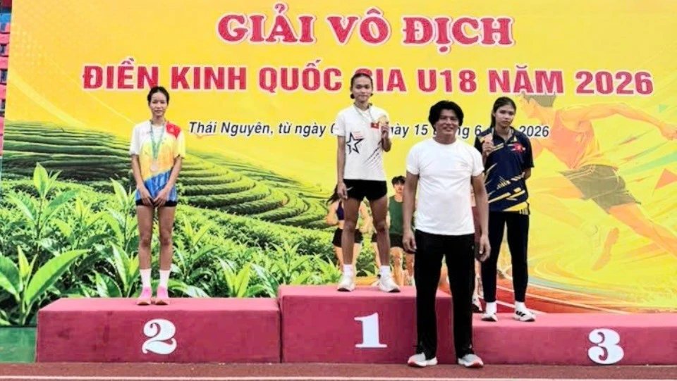 1000000903-1225-5189.jpg