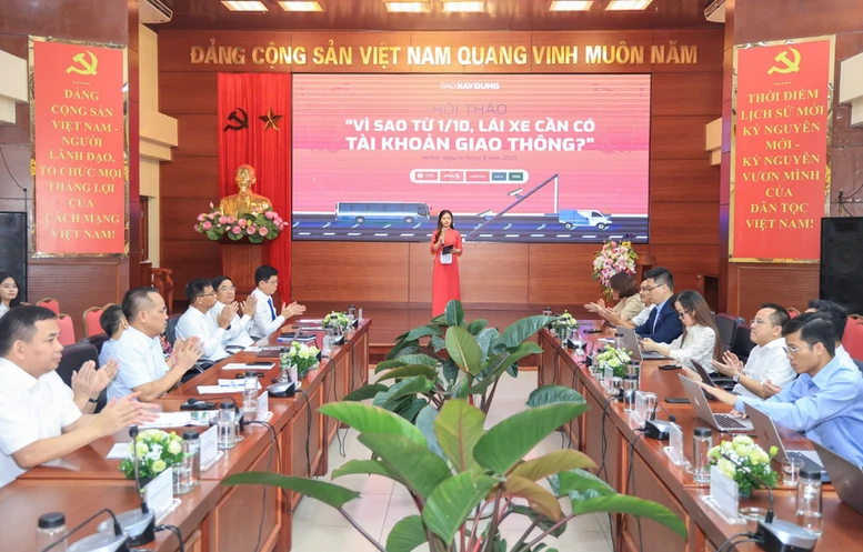 Hội thảo "Vì sao từ 1/10, lái xe cần có tài khoản giao thông?" sáng 14/8.