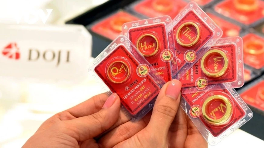 Sản phẩm vàng nhẫn tròn trơn 9999 được người dân ưa chuộng.