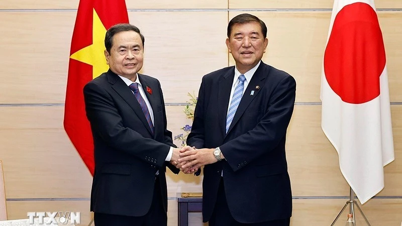 Chủ tịch Quốc hội Trần Thanh Mẫn hội kiến Thủ tướng Nhật Bản Ishiba Shigeru.
