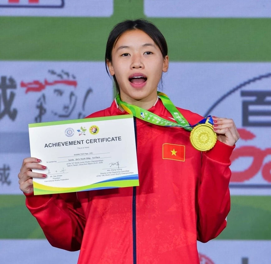 Võ sĩ Trần Thị Bảo Linh giành huy chương vàng hạng cân 48kg, lứa tuổi U17.