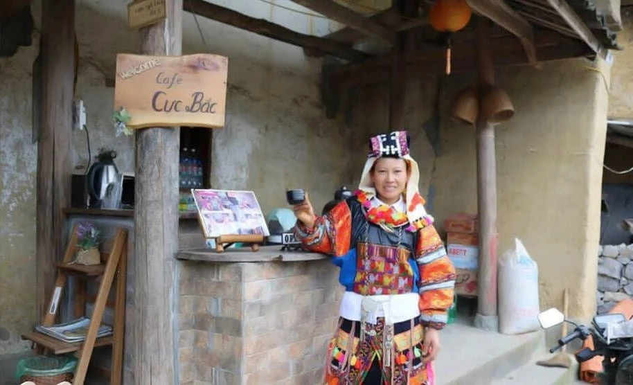 Quán cafe ở bản Lô Lô Chải.