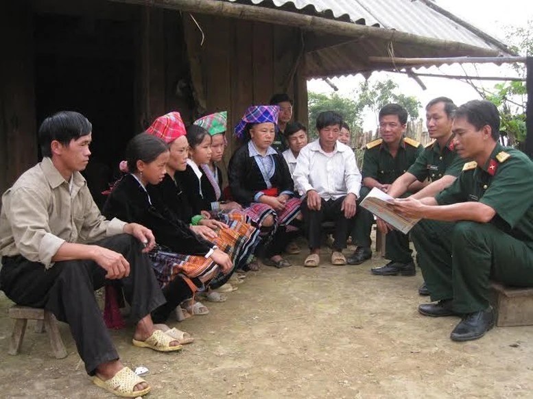 Nâng cao hiệu quả công tác phổ biến, giáo dục pháp luật cho từng đối tượng và địa bàn vùng đồng bào dân tộc thiểu số.