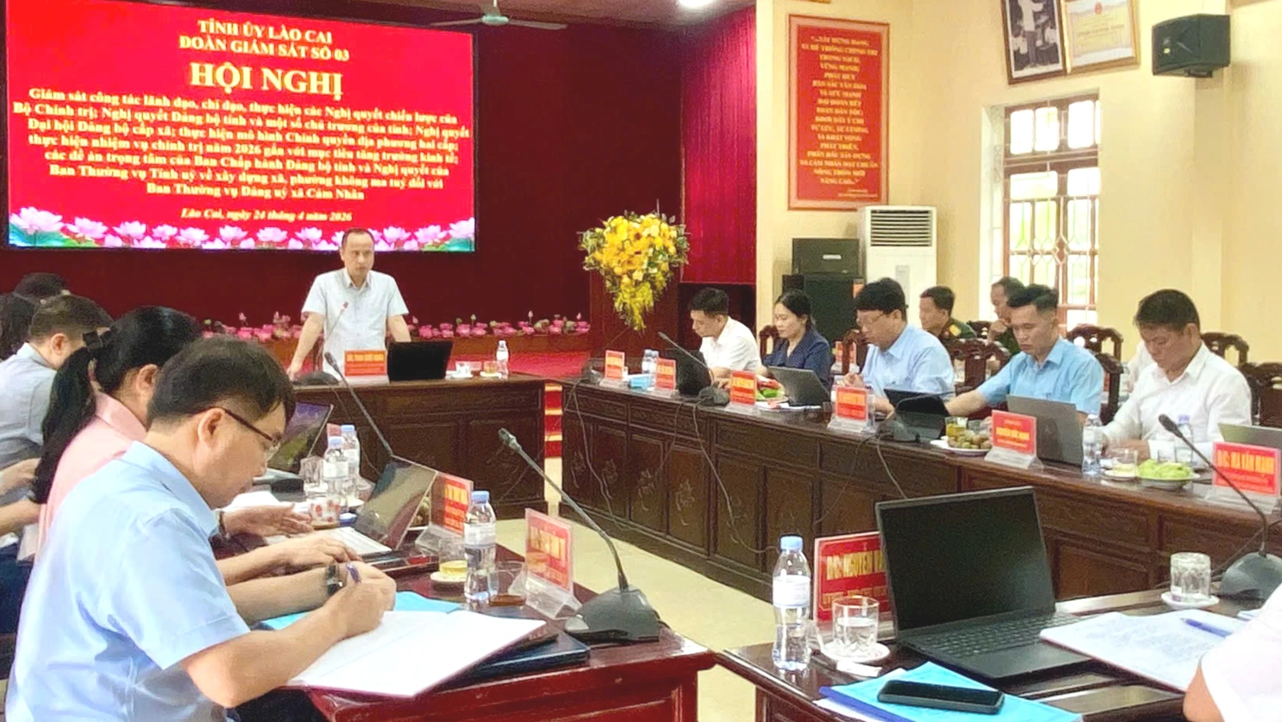 quang-canh-buoi-lam-viec-3127.jpg