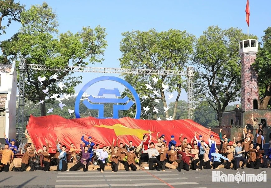 Hùng tráng “Ngày hội Văn hóa vì hòa bình” chào mừng kỷ niệm 70 năm Ngày Giải phóng Thủ đô ảnh 10