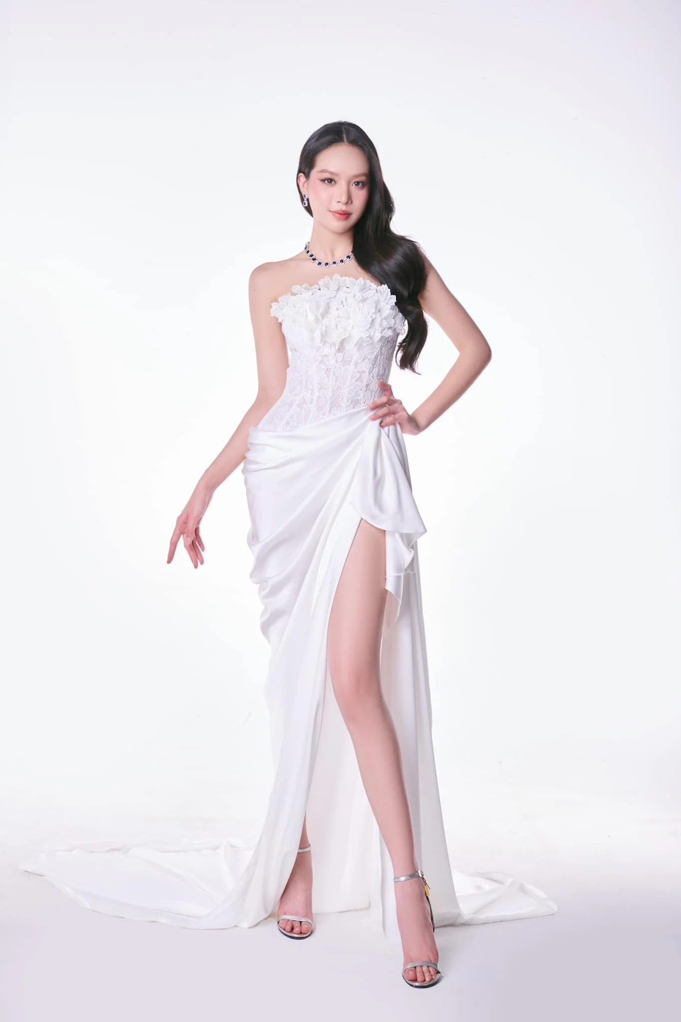 Thanh Thuỷ năm nay mới 22 tuổi.