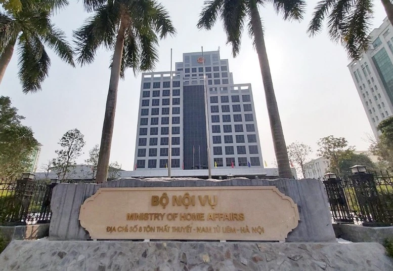 Bộ Nội vụ đề nghị các tổ chức, cá nhân không căn cứ vào dự thảo văn bản không chính thống để chia sẻ thông tin và đăng lại trên các trang mạng xã hội.