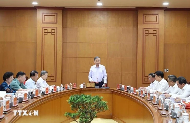 Tổng Bí thư, Chủ tịch nước Tô Lâm, Trưởng Ban Chỉ đạo chủ trì cuộc họp.