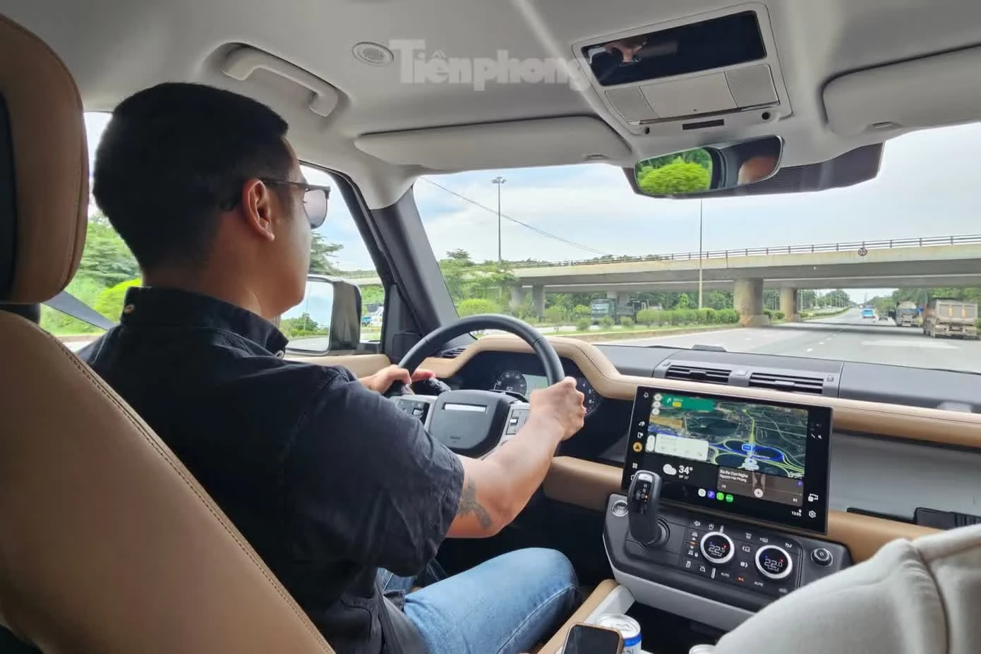 Tài xế có thể có ngày lái xe tới 10 tiếng, nhưng ngày khác phải giảm để tổng một tuần không quá 48 tiếng.