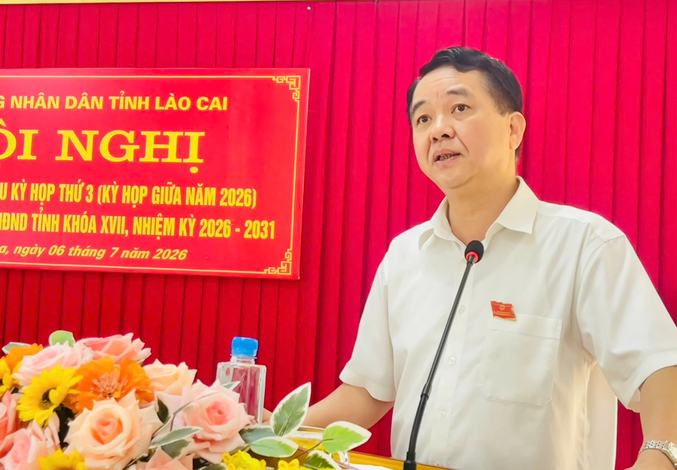 ong-dinh-khac-yen-to-truong-tra-loi-cac-van-de-lien-quan-thuoc-tham-quyen.jpg