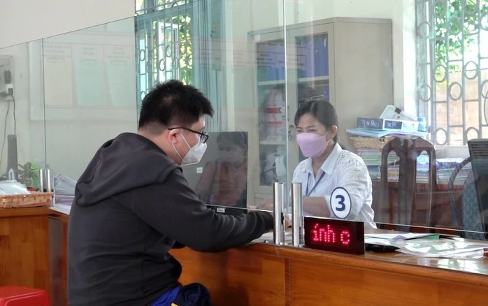 Nguyên tắc tính tiền thưởng cho cán bộ, công chức từ ngày 1-7-2025 căn cứ theo Nghị định 152/2025/NĐ-CP.