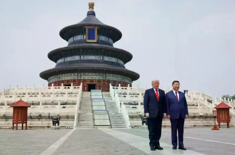Tổng thống Mỹ Donald Trump và Chủ tịch Trung Quốc Tập Cận Bình trong chuyến thăm Công viên Thiên Đàn vào ngày 14/5/2026 tại Bắc Kinh, Trung Quốc.
