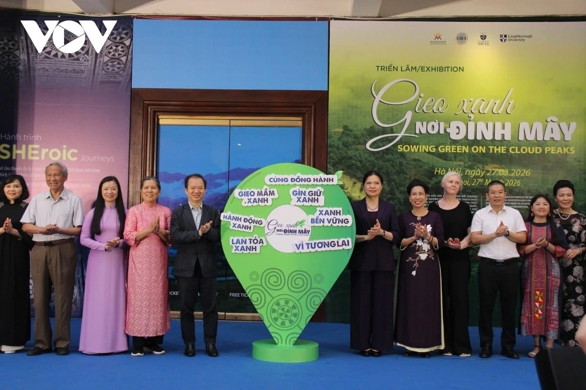 Triển lãm “Gieo xanh nơi đỉnh mây” được khai mạc ngày 27/3 tại Bảo tàng Phụ nữ Việt Nam, Hà Nội.