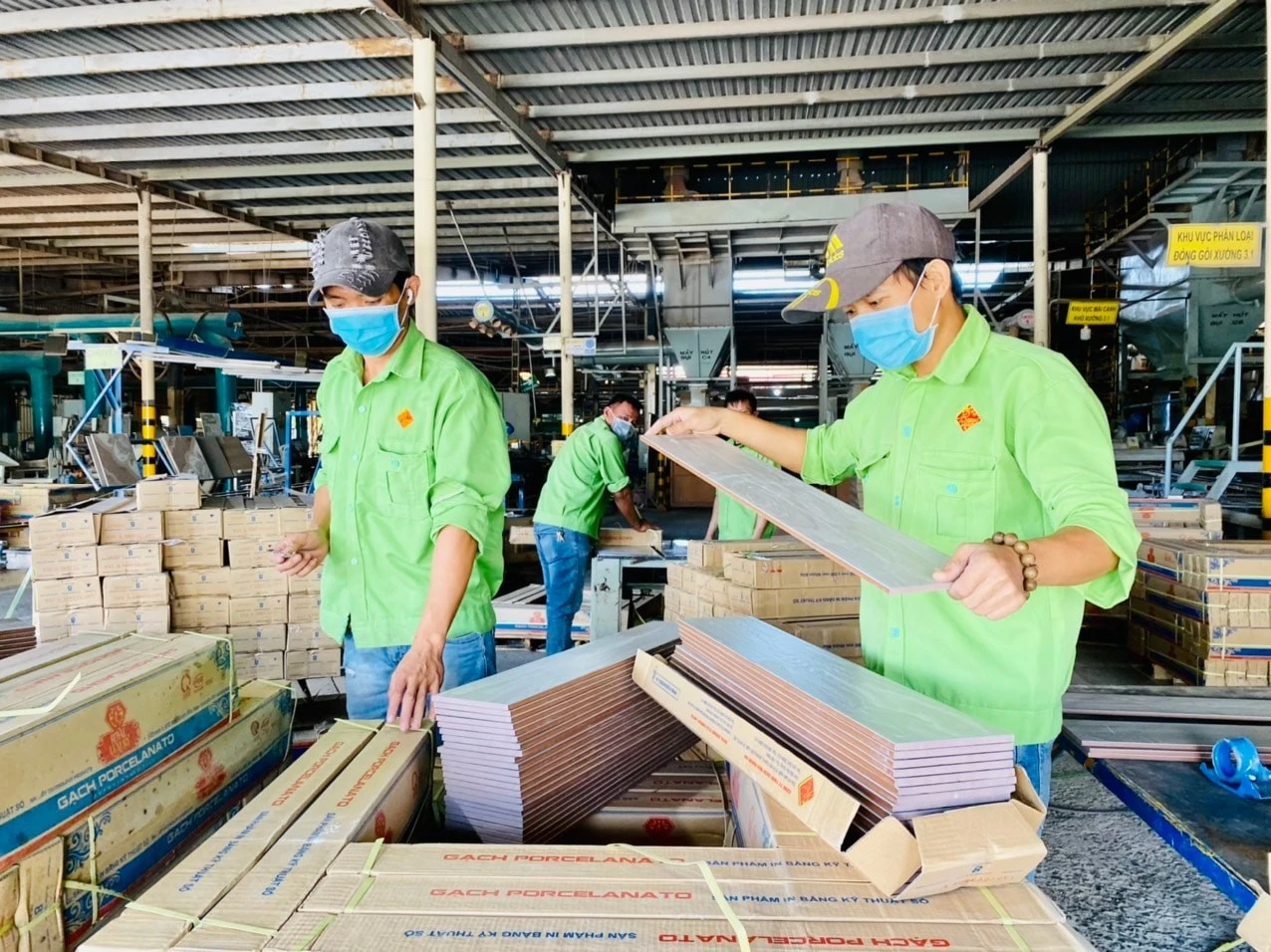 Doanh nghiệp nhỏ và vừa vẫn khó tiếp cận vốn ngân hàng.