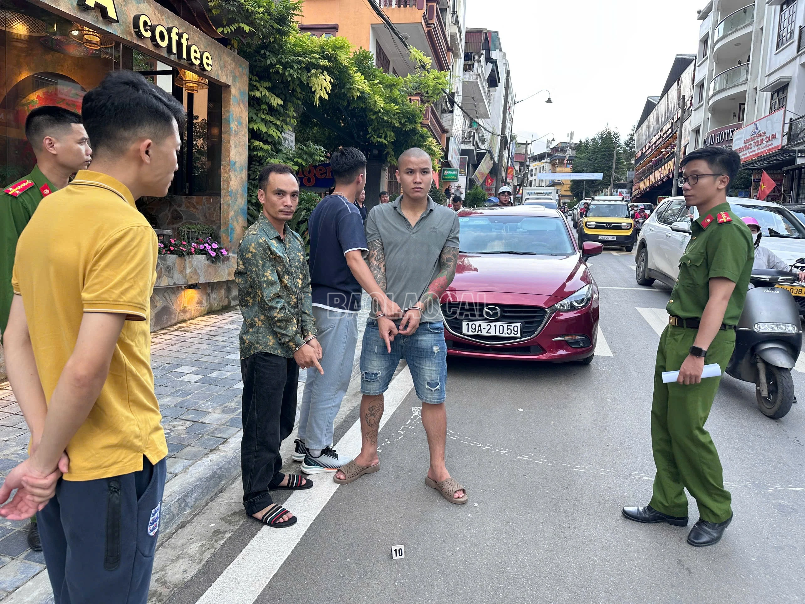 baolaocai-c_anh-5-luc-luong-cong-an-thuc-nghiem-hien-truong-1.jpg