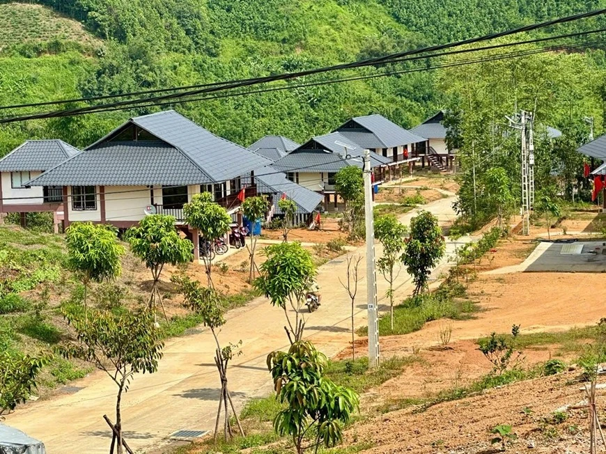 Một góc thôn Làng Nủ sau tái lập.