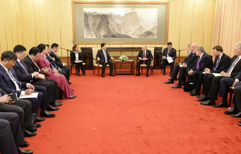 Toàn cảnh Hội kiến.