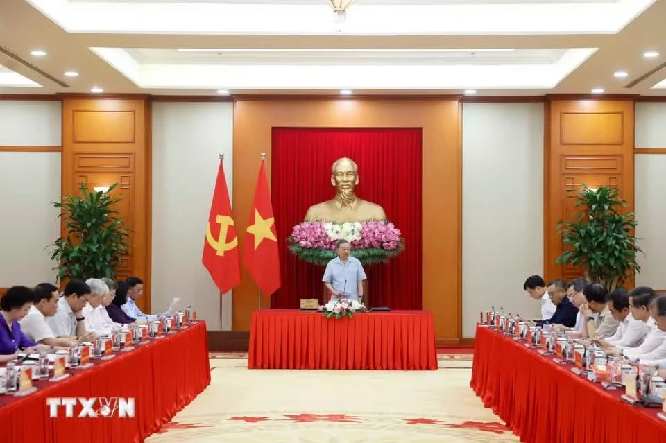 Tổng Bí thư, Chủ tịch nước nhấn mạnh, cải cách về tổ chức bộ máy lần này có ý nghĩa rất lớn, không chỉ là đối với hiện tại mà còn đối với tương lai phát triển của đất nước.
