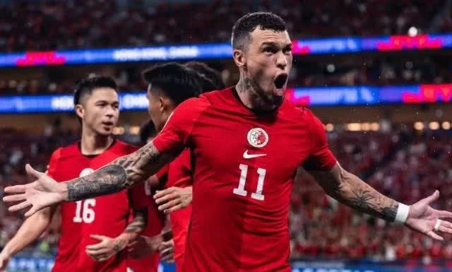 Everton Camargo ghi bàn thắng nâng tỷ số lên 2-0