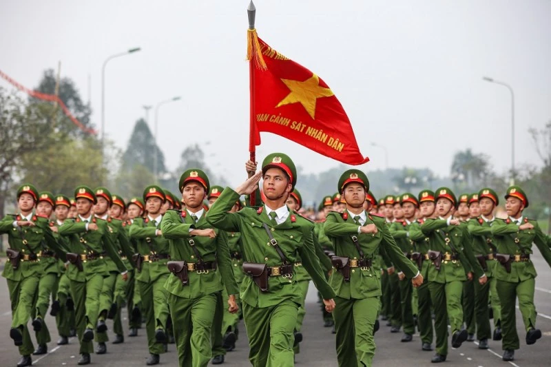 Lực lượng CAND luôn “Trung thành với Đảng - tận tụy với dân - vì nước quên thân, vì dân phục vụ”.