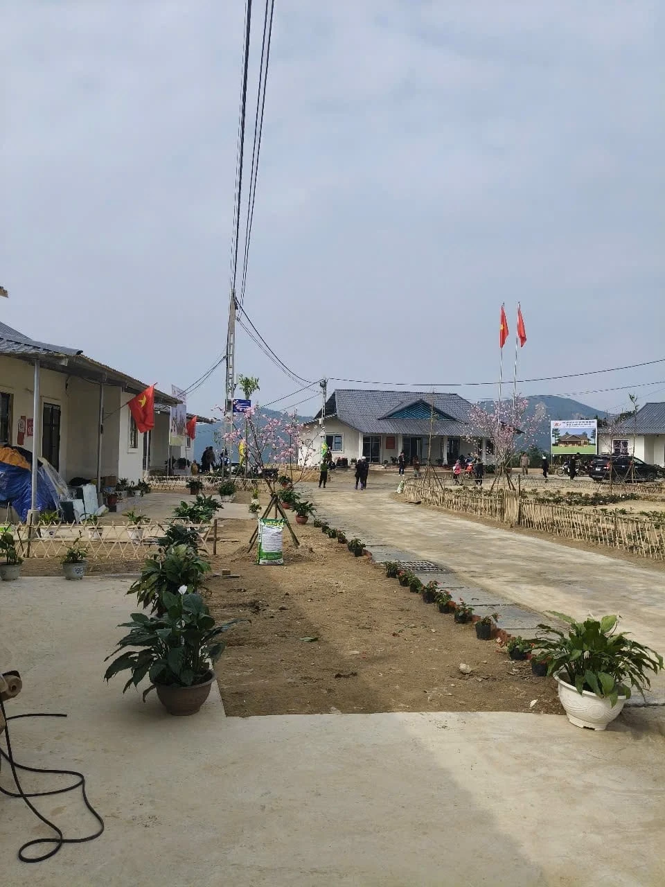 khu-tai-dinh-cu-nam-tong-truoc-ngay-khanh-thanh.jpg