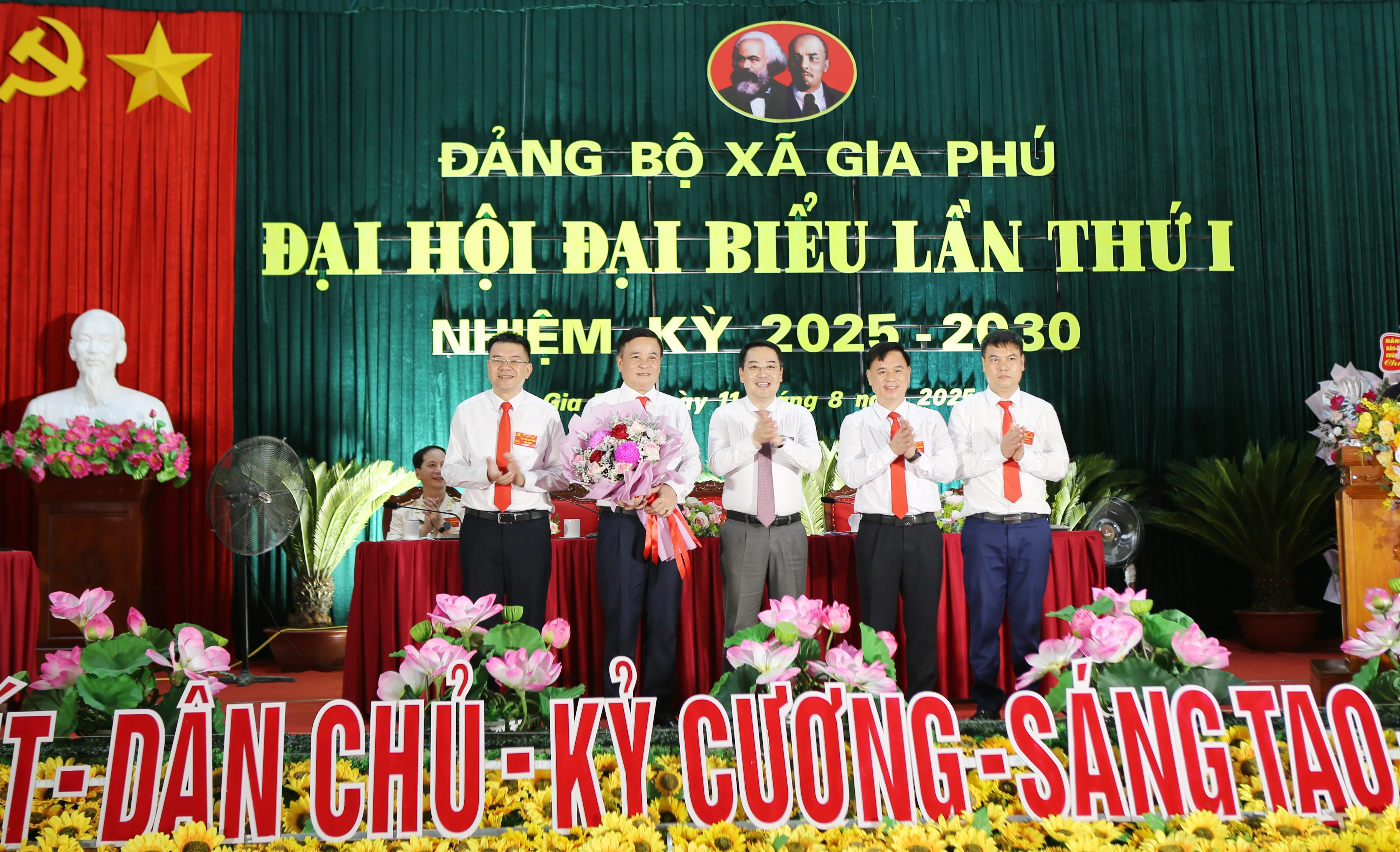 8-5023.jpg