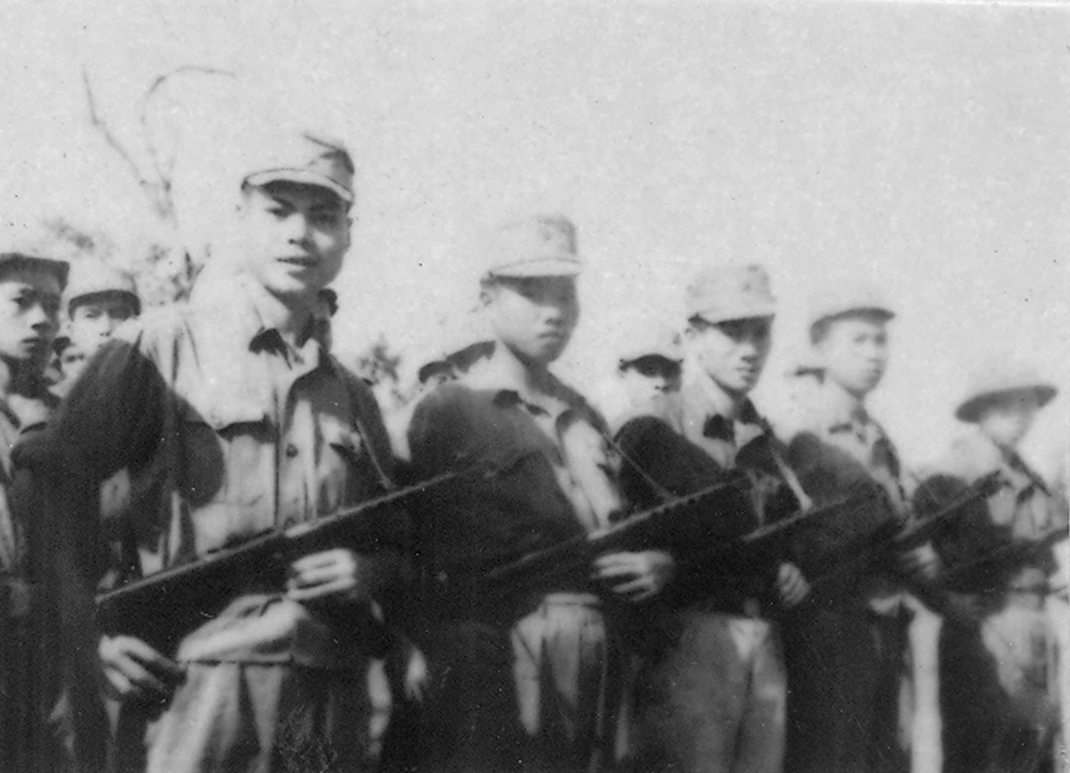 kk-160-g-guong-mat-chien-si-tieu-doan-yen-ninh-2-nam-1968.jpg