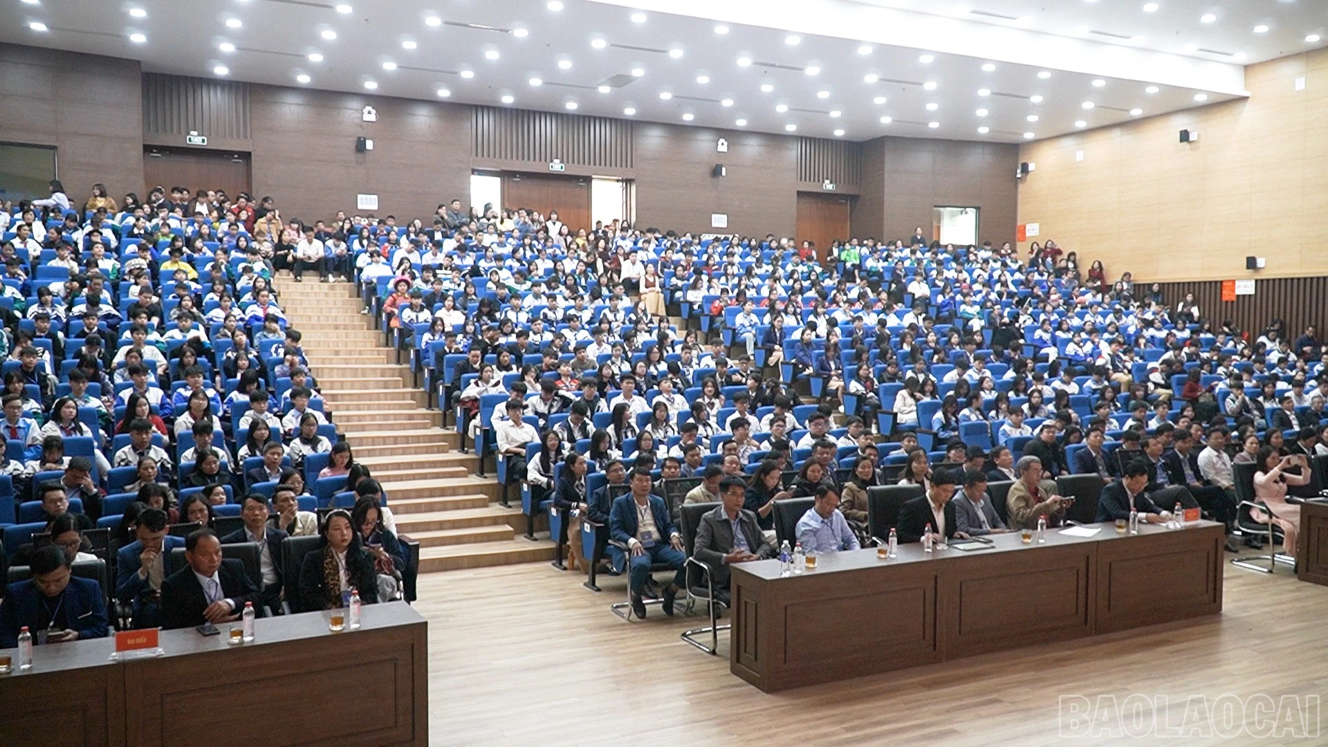 baolaocai-br_dung-phat-thanh00-58-05-17still058.jpg