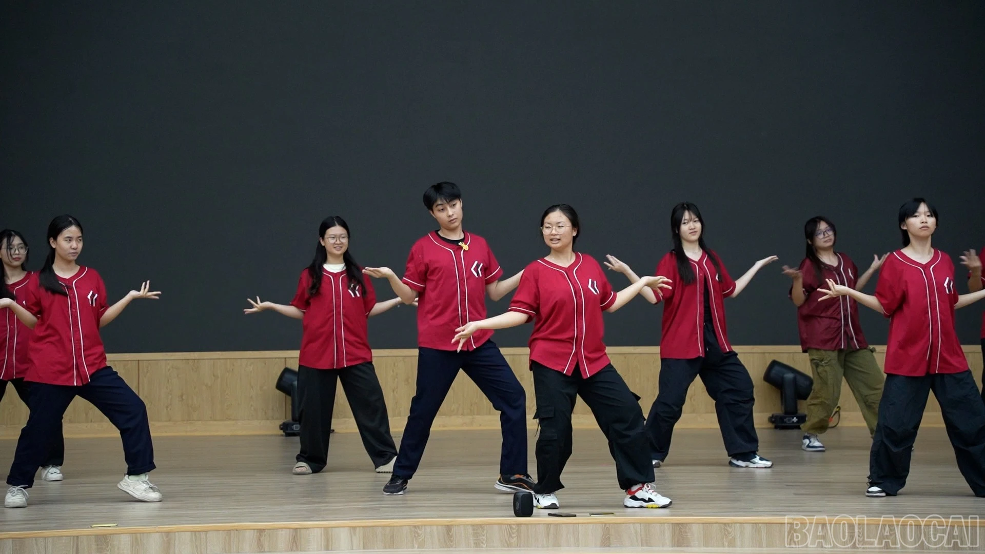 baolaocai-br_dung-ps01-21-02-18still046.jpg