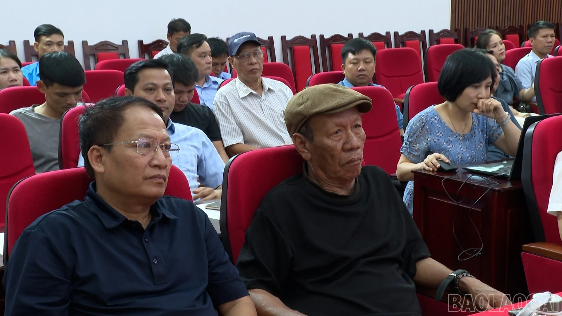 baolaocai-br_dung-ps00-33-20-20still042.jpg