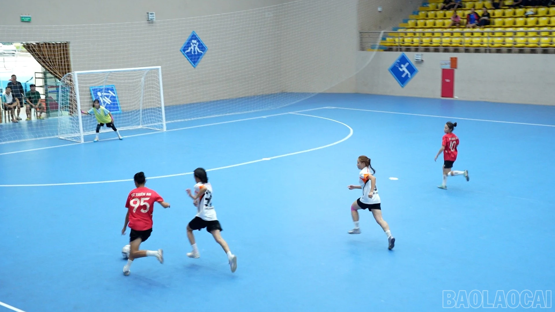 baolaocai-br_dung-ps03-14-16-12still833.jpg
