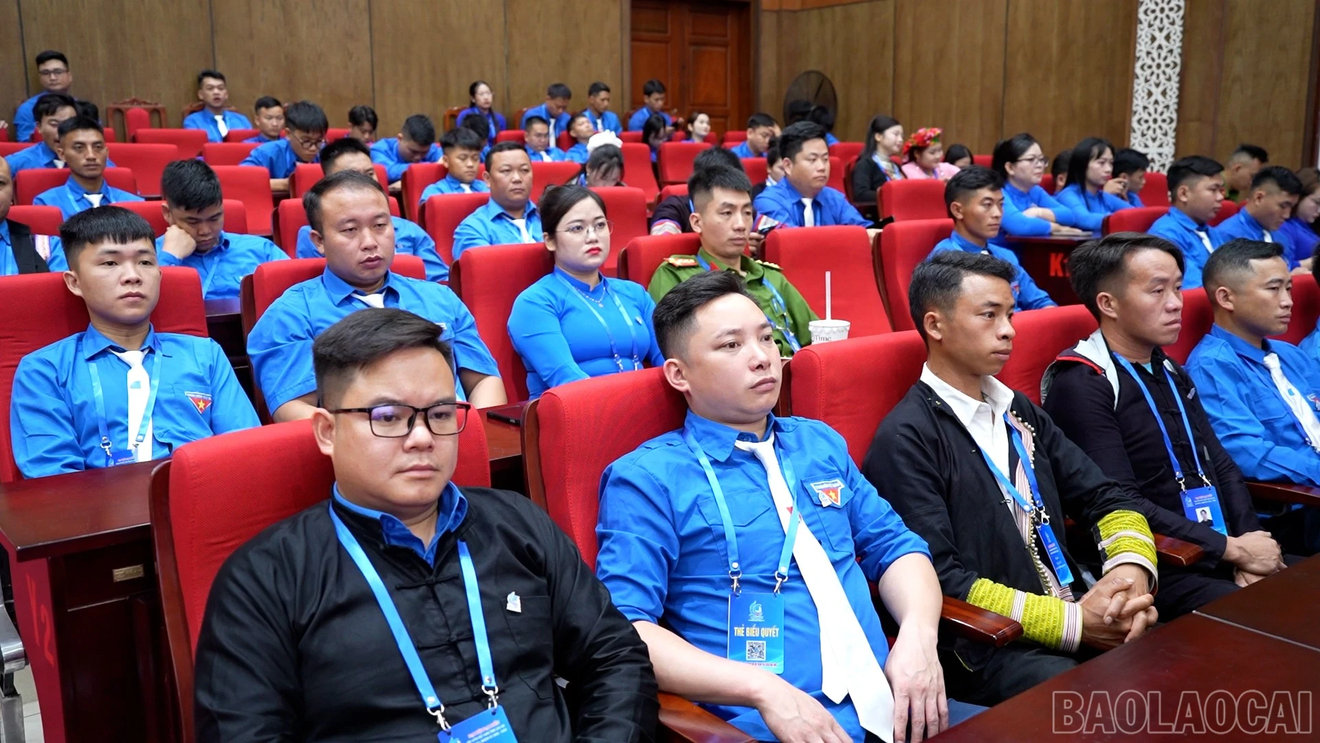 baolaocai-br_dung-ps08-25-53-22still146.jpg