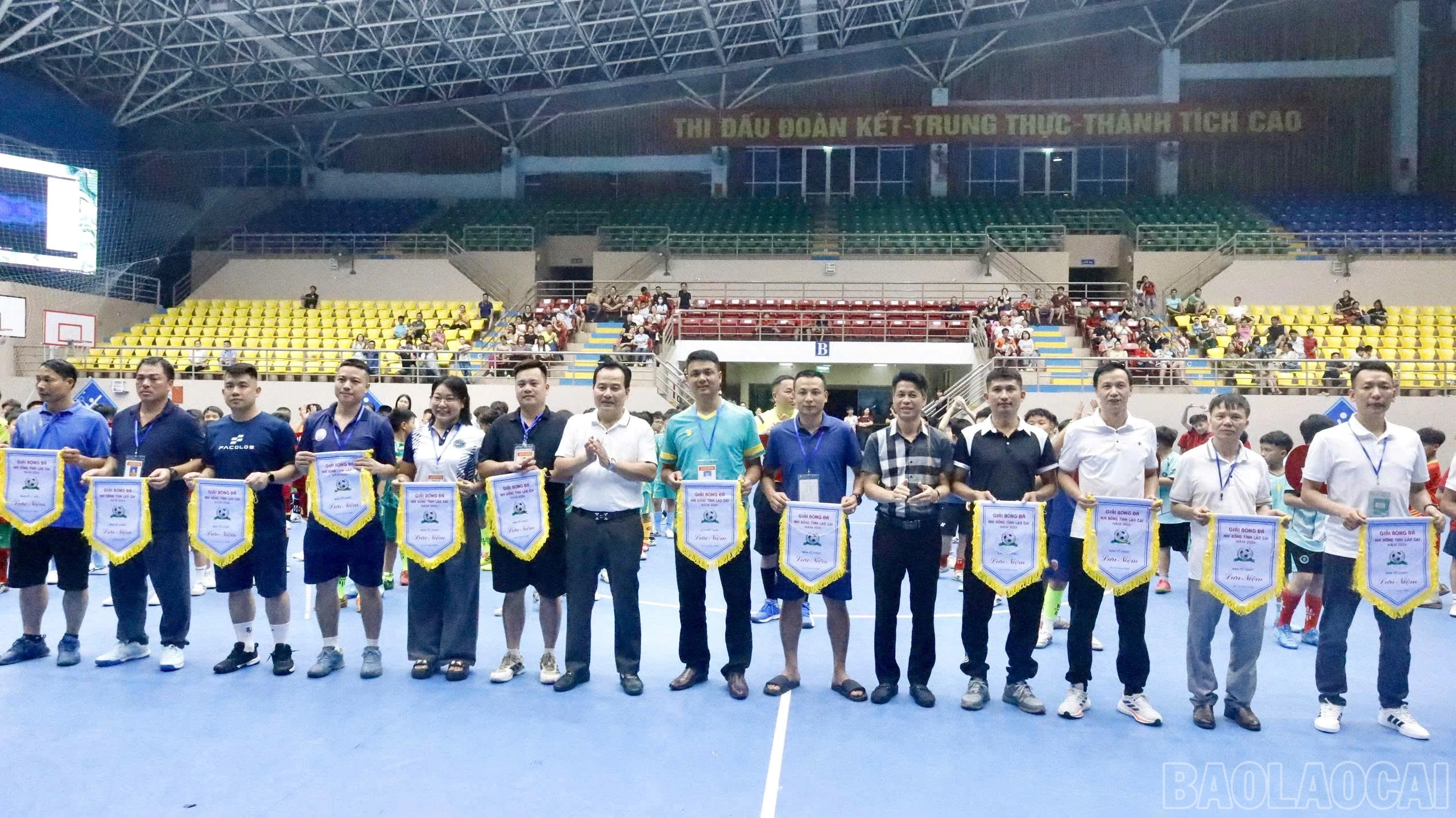 baolaocai-br_z7689364852142-034194f3dbd46f6c3059c5a812f4b7d5.jpg
