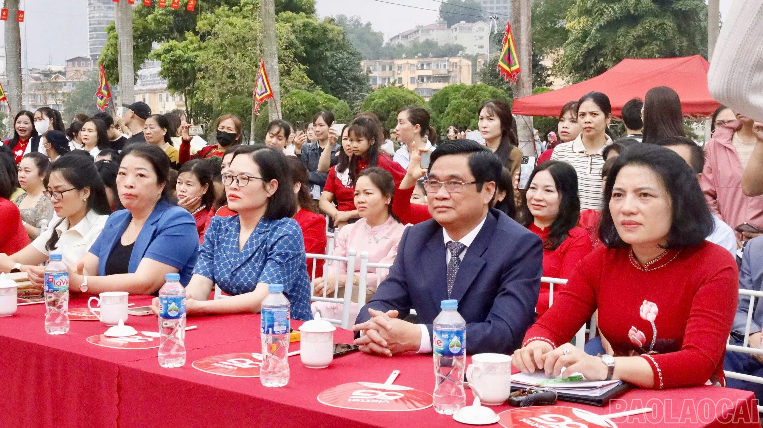 baolaocai-br_z7575510455194-ebb1b25633e8c9b25e06a198f1f651e9.jpg