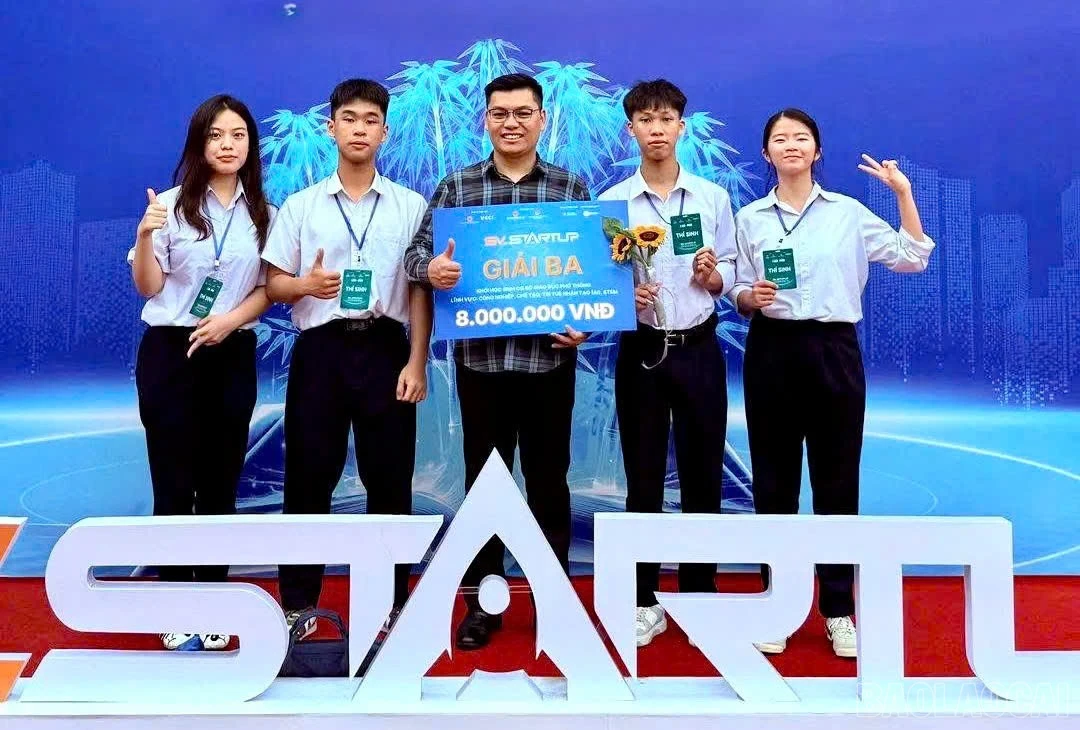 baolaocai-br_z7746390565036-8f4fdb534ac0eb097a0ded49b21627d4.jpg