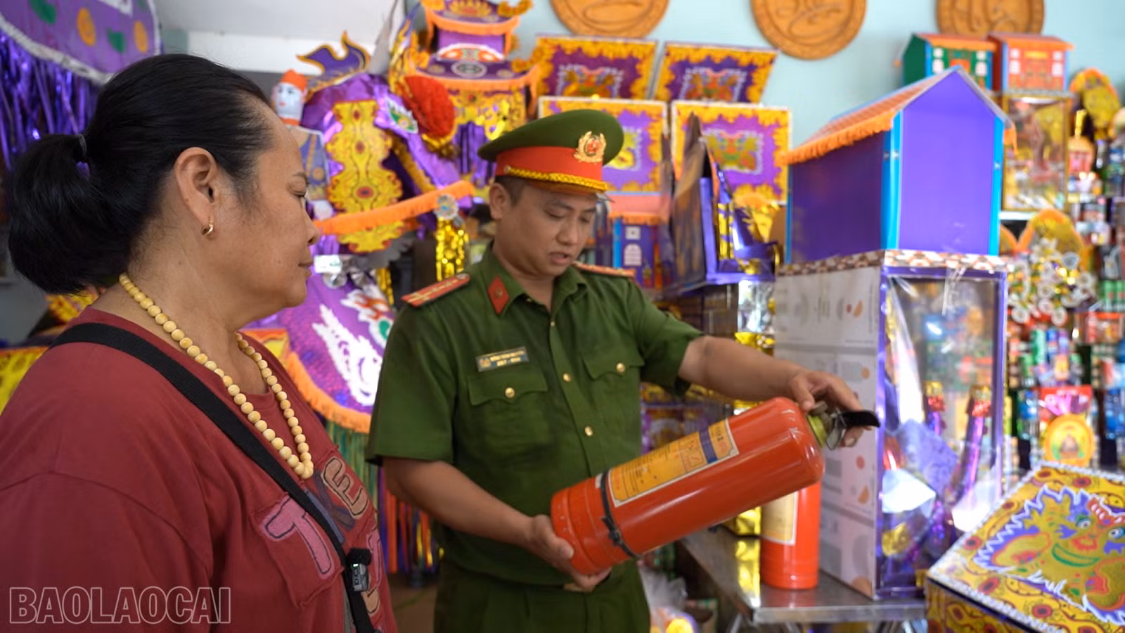 baolaocai-bl_anh-120-quang-canh-ngoai-den-1362.png