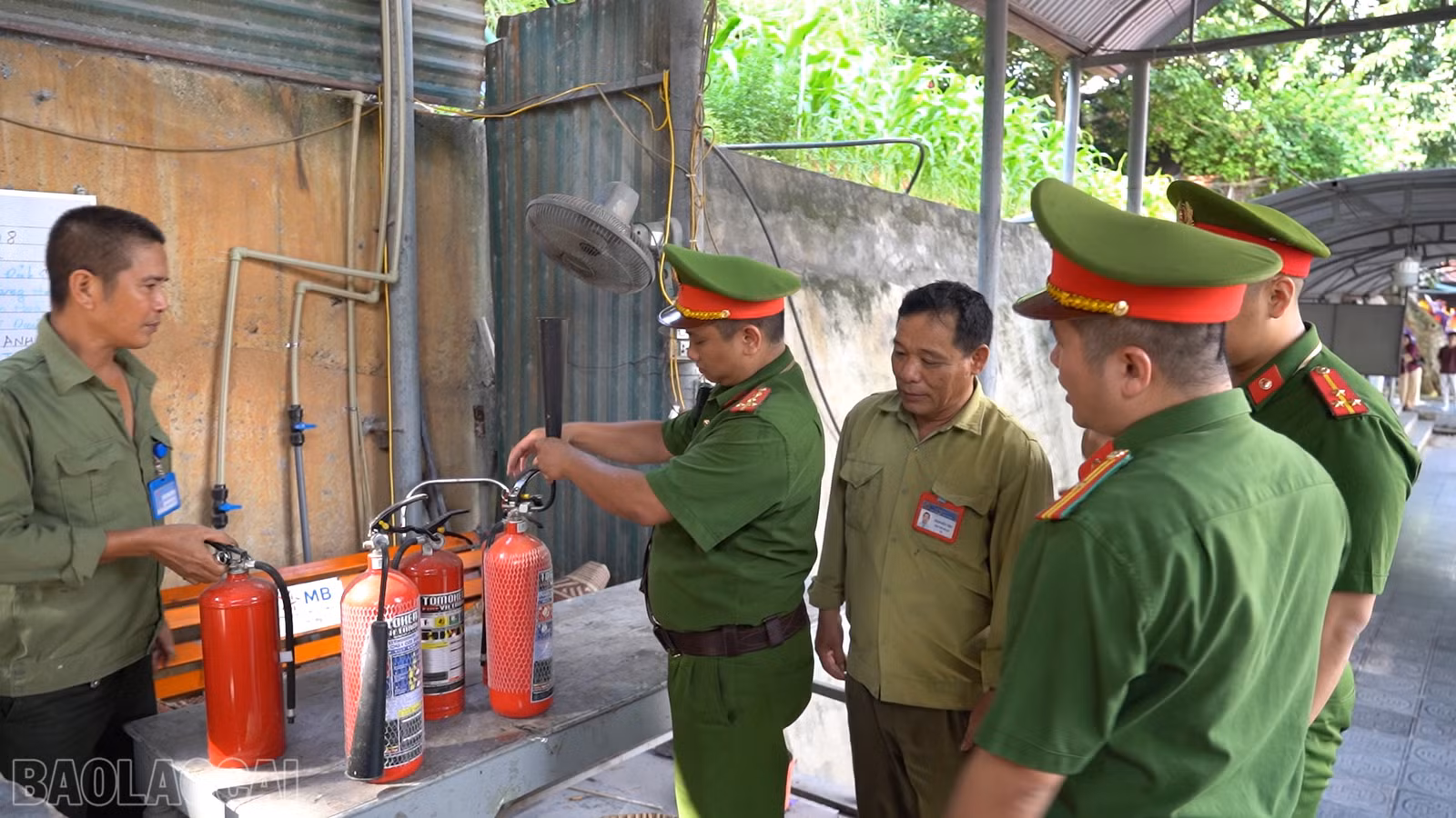baolaocai-bl_anh-4-kiem-tra-thiet-bi-chua-chay.png