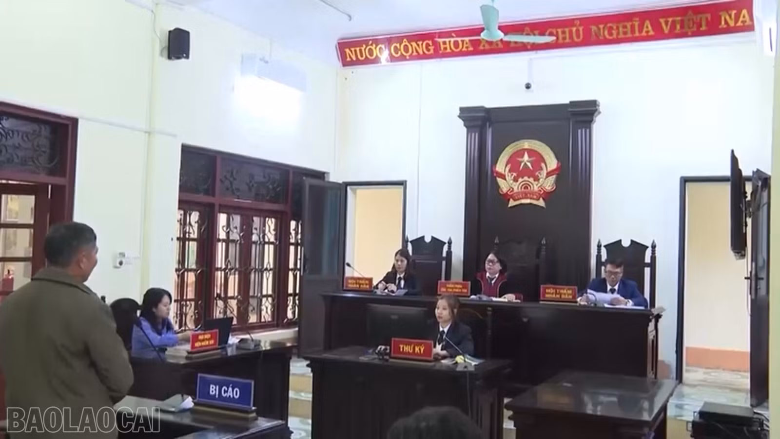 baolaocai-bl_anh-5-phien-toa-xet-xu-ve-toi-nguoi-vi-pham-tai-thon-nem-dts-xa-bao-nhai-thang.png