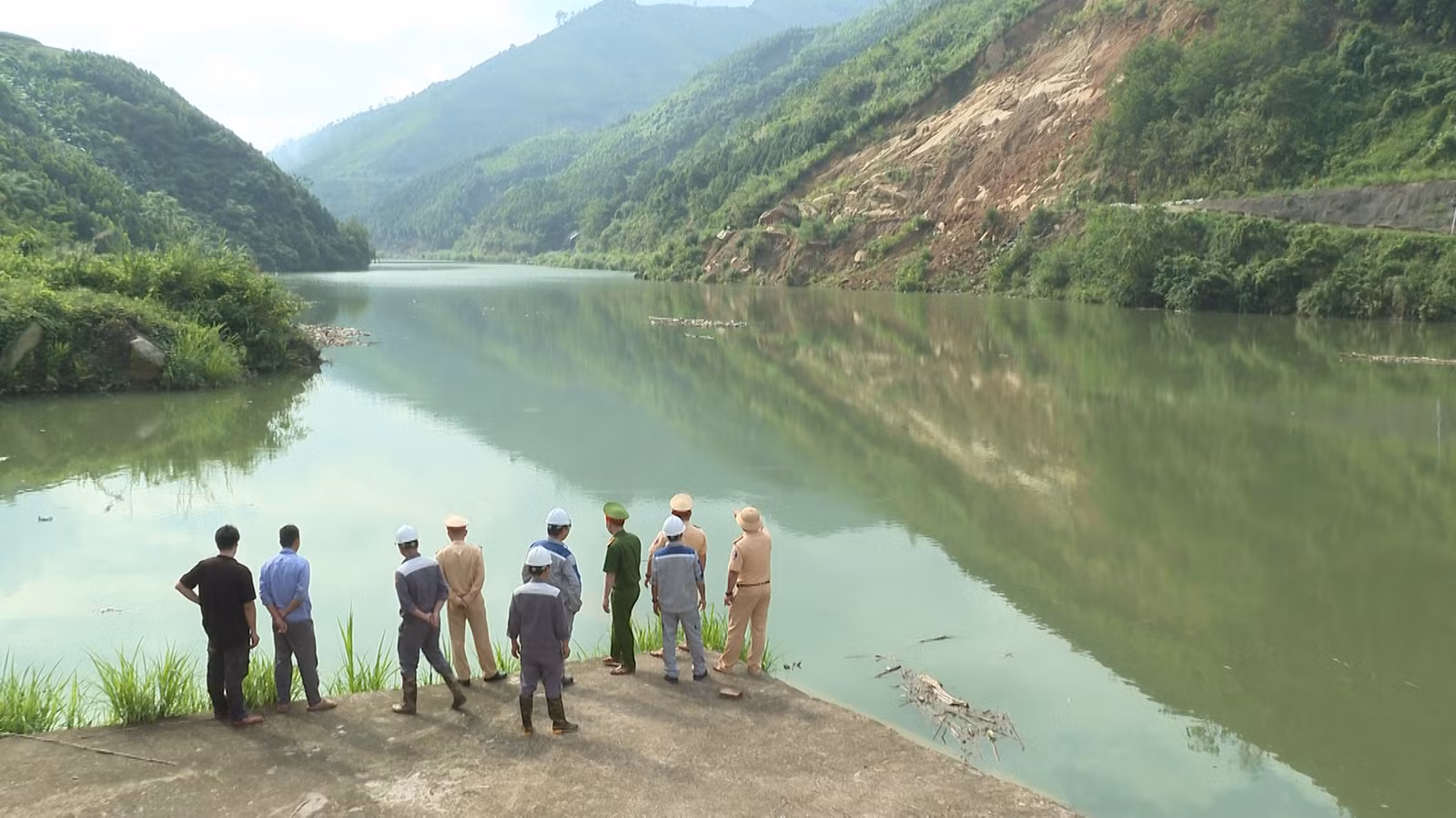 anh-1toan-canh-long-ho-thuy-dien-dong-nam-a-nam-luc-xa-coc-lau.png