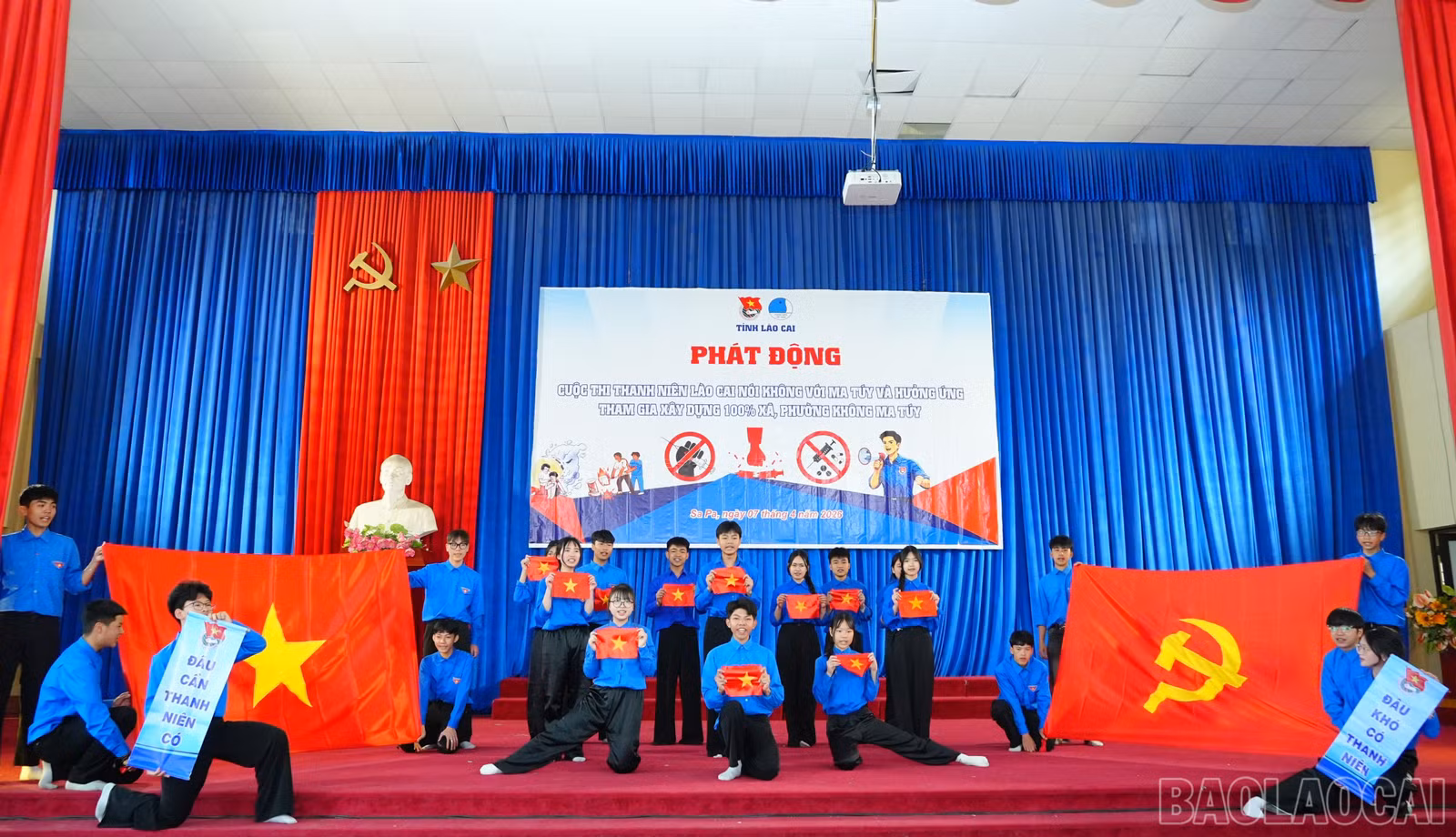Lễ phát động cuộc thi Thanh niên Lào Cai nói không với ma túy.