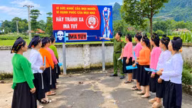 Lào Cai triển khai Tháng cao điểm hưởng ứng Ngày Pháp luật Việt Nam