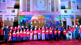 Tết trung thu sớm cho trẻ em xã biên giới Trịnh Tường
