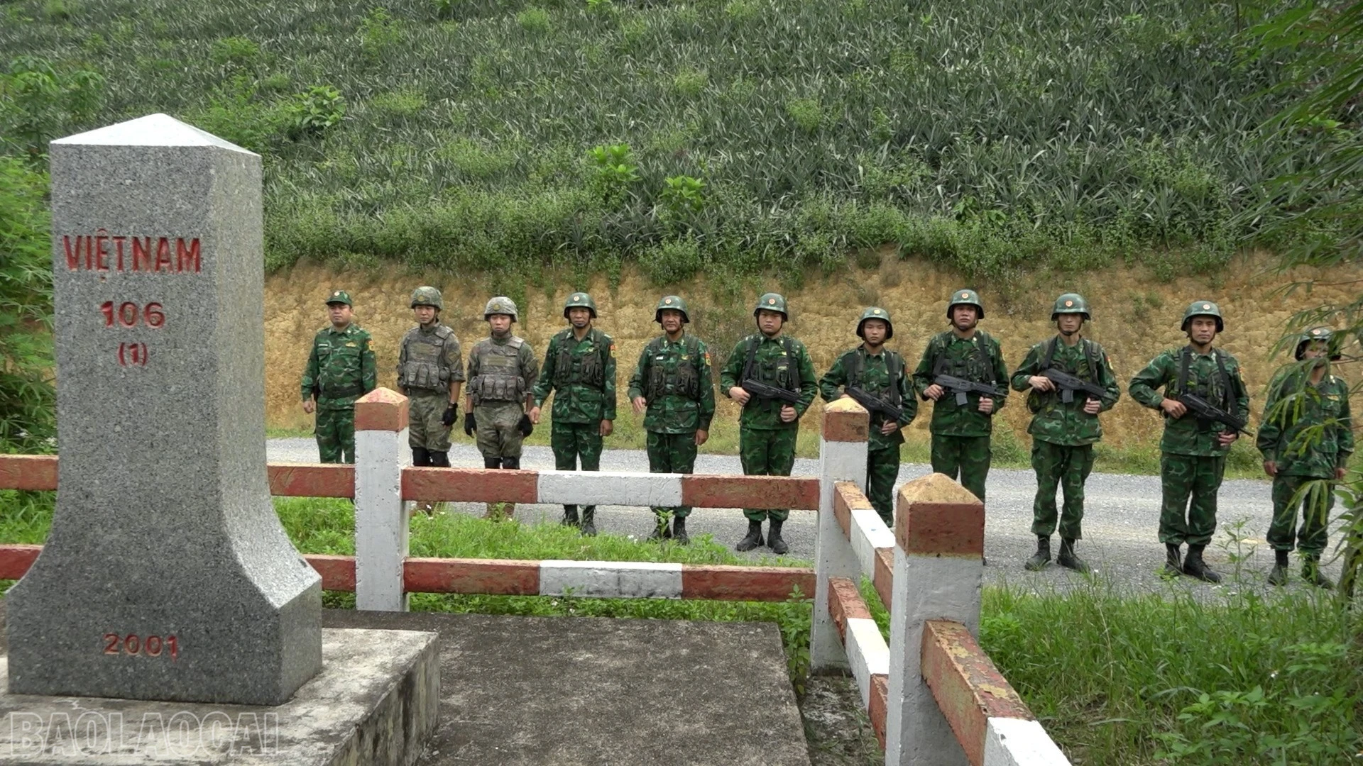 baolaocai-bl_021-051000-09-41-15still006-6962.jpg